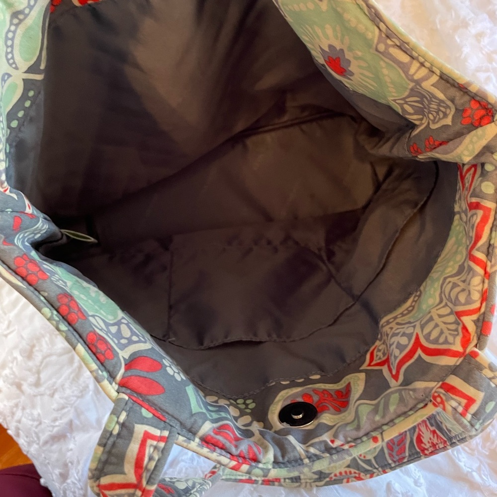 Vera Bradley bag Great Condition - Picture 8 of 8
